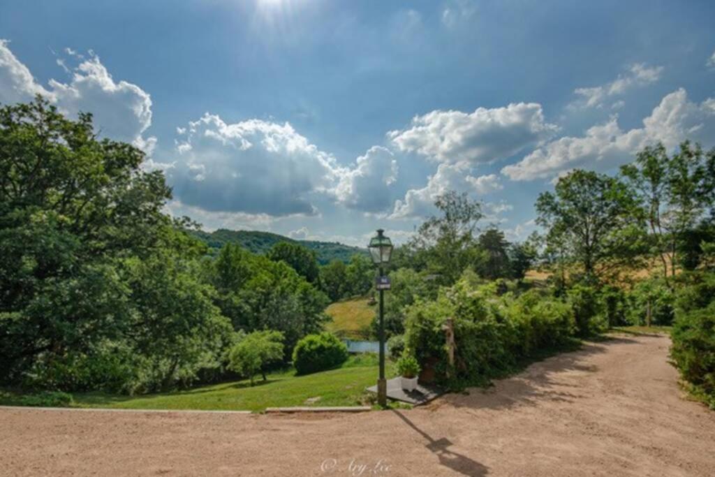 Chouvigny Gite Du Mont Plaisir 빌라 외부 사진